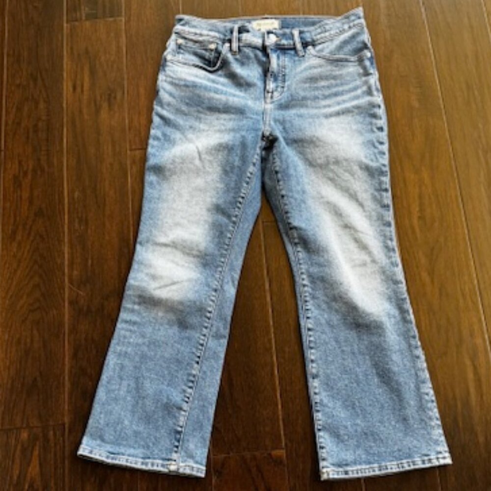 Madewell Mid-Rise Kick Out Jeans - EUC - Size 29